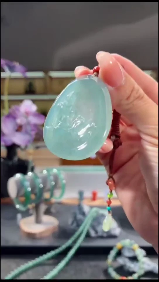 吊坠(不含链)未镶嵌翡翠观音