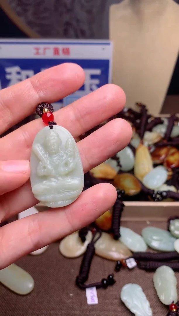 【闪购商品】和田玉颈饰未镶嵌1