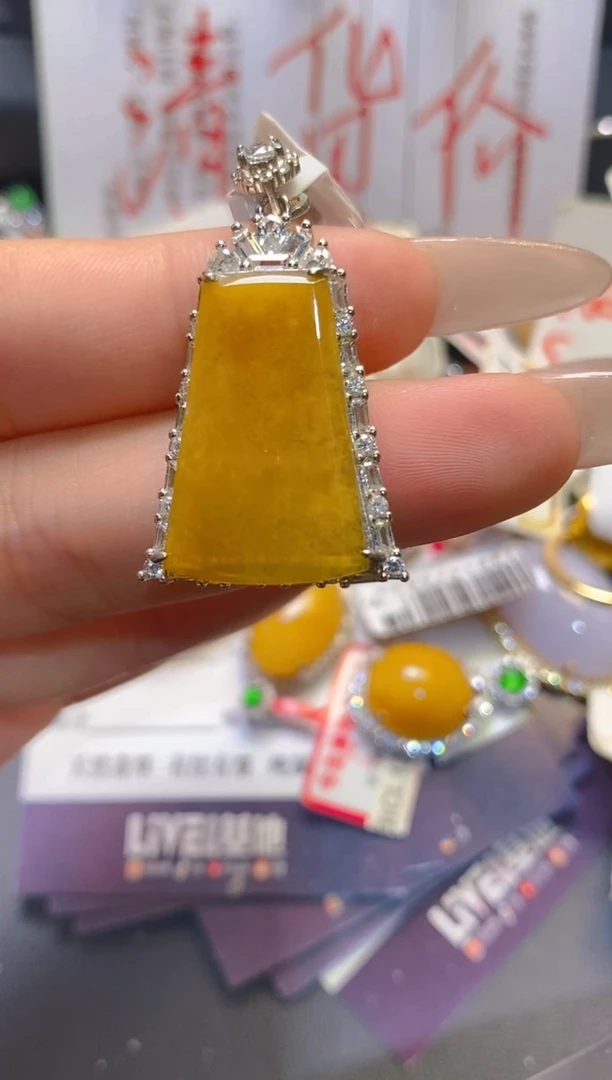 翡翠银S925镶嵌耳饰天然