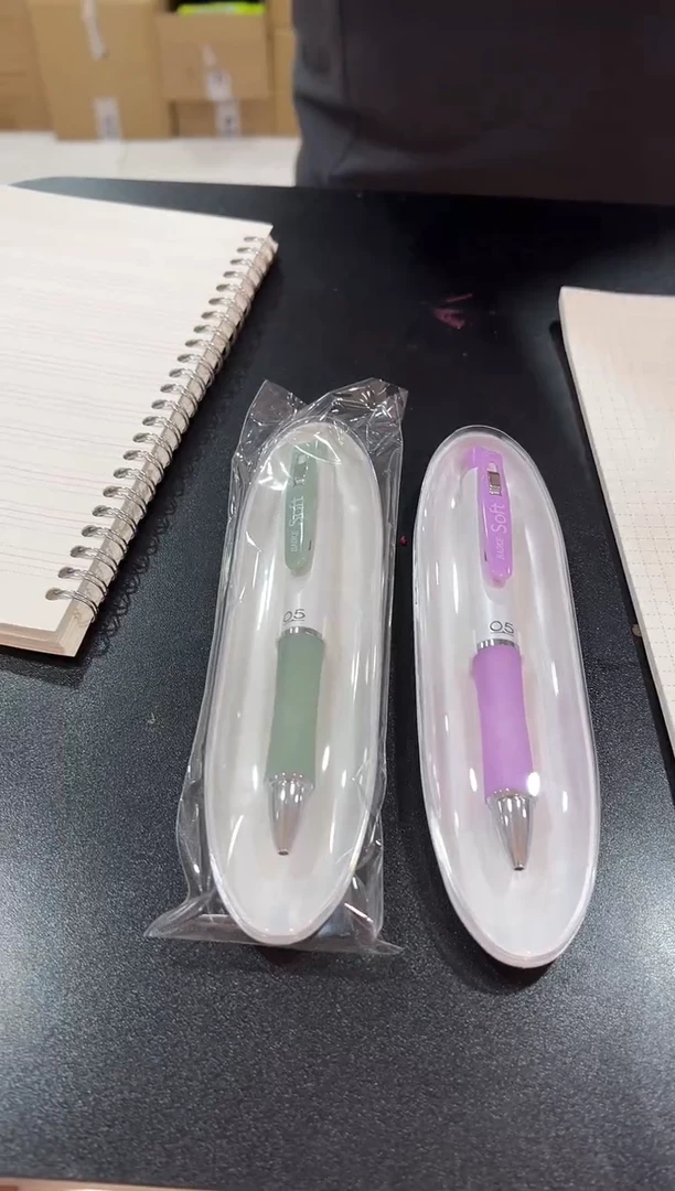 宝克3968按动中性笔2支