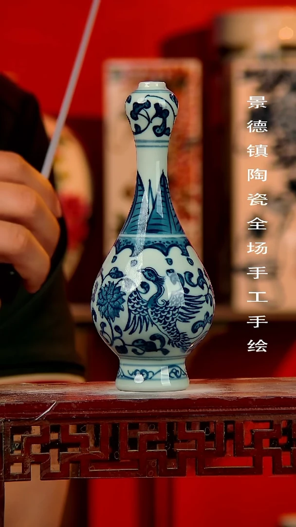 摆件景德镇陶瓷花瓶手工手绘