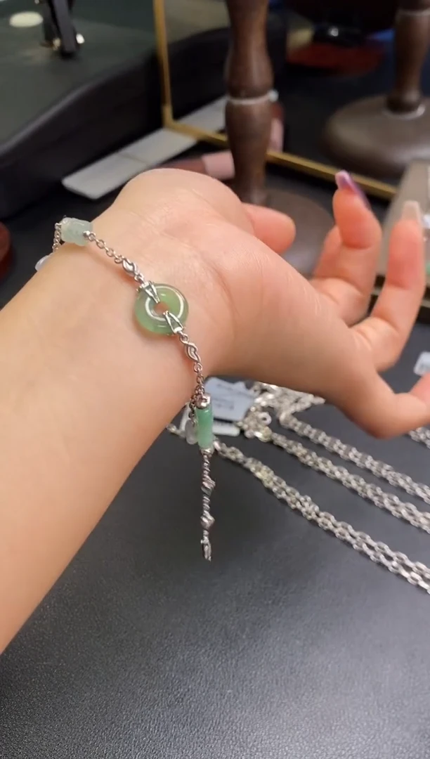 颈饰银S925镶嵌翡翠净货15507