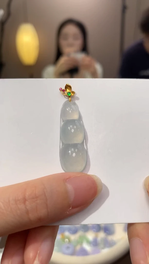 翡翠18K金镶嵌颈饰天然缅甸a货翡翠