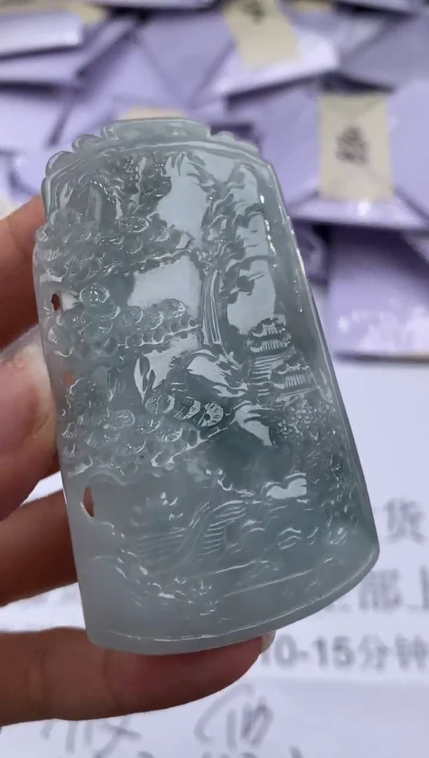 未镶嵌挂件翡翠307734       多人