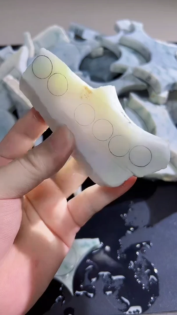 未镶嵌挂件翡翠003 翡翠