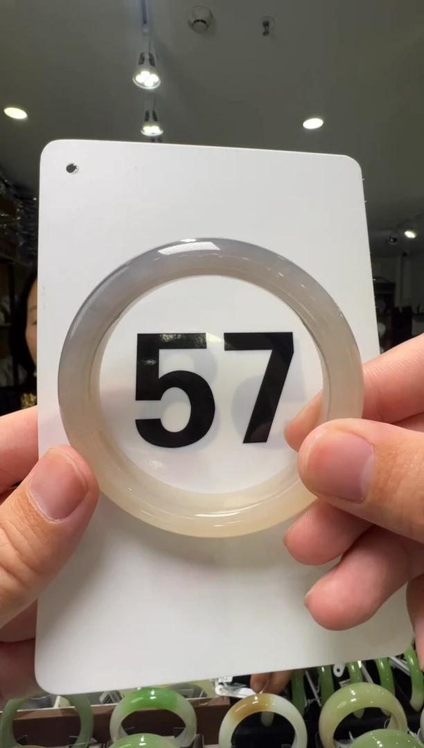 【闪购商品】和田玉手镯未镶嵌57圈口正装宽版特色藕紫手镯