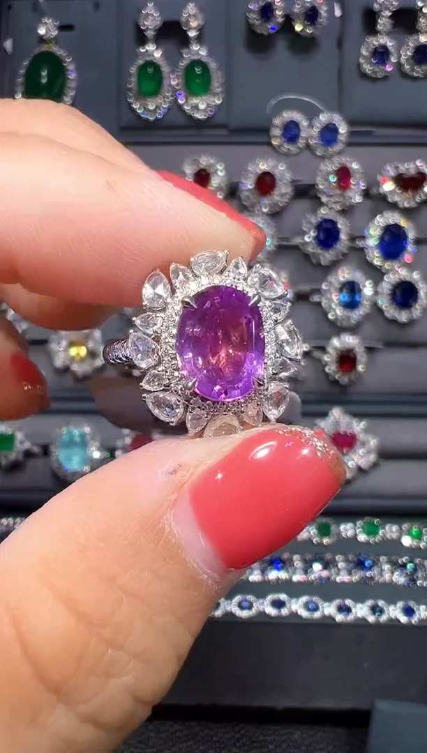 GUILD无烧彩色蓝宝石18K金镶嵌3.08ct