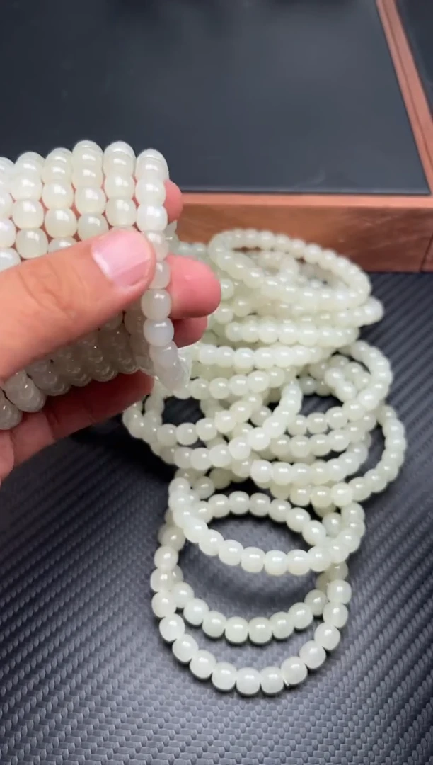 未镶嵌手串和田玉于田微色差卡8多样性发货拍一发一MS