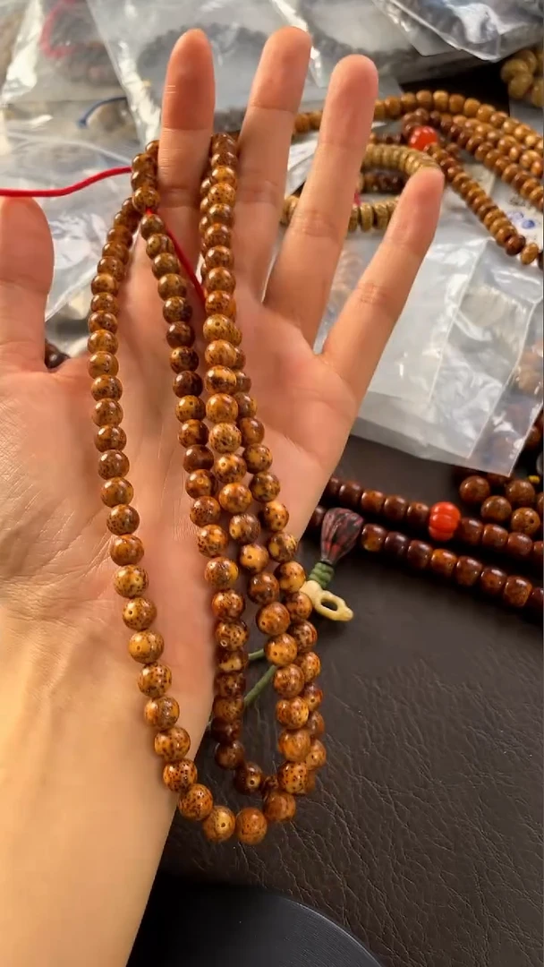 星月菩提吊坠精工级花皮正圆8长串(浅)