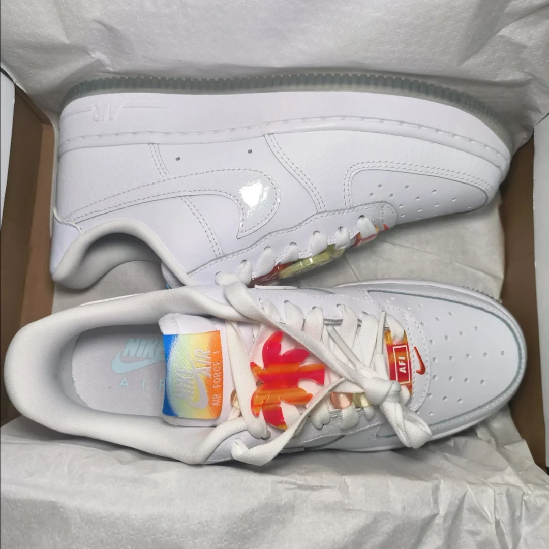 NIKE耐克女子秋冬新款空军一号LX运动休闲鞋 IB8875-111