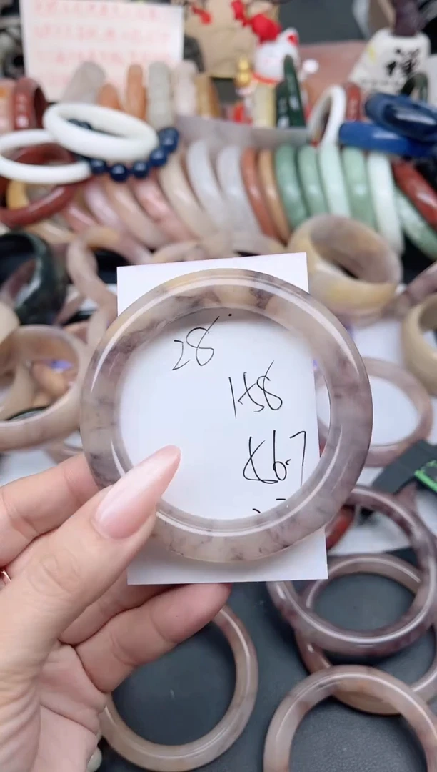 未镶嵌手镯石英质玉158