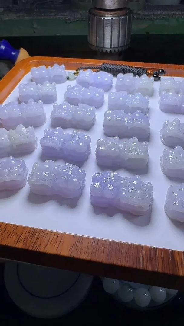 颈饰未镶嵌翡翠貔貅多样性发一件