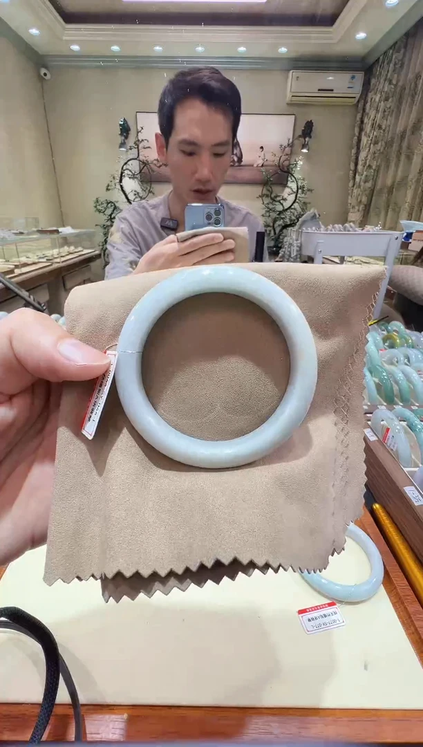 纯天然缅甸A货翡翠手镯54-55mm-纹裂-9044号-特价