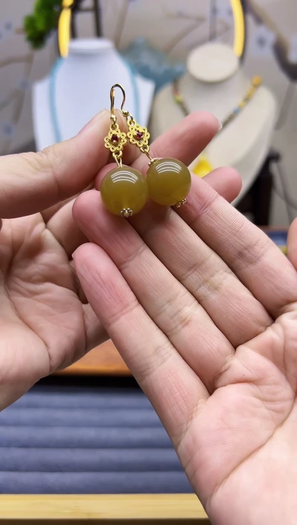 【闪购商品】和田玉耳饰14K金镶嵌E153````