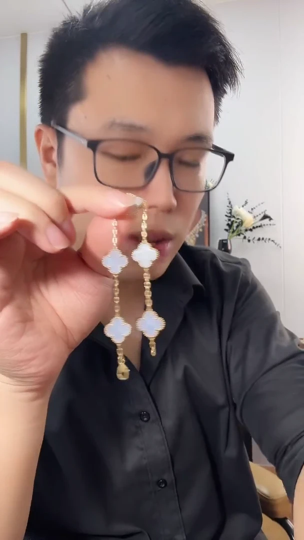 18K金镶嵌手链玛瑙/玉髓紫色k黄，五花手链