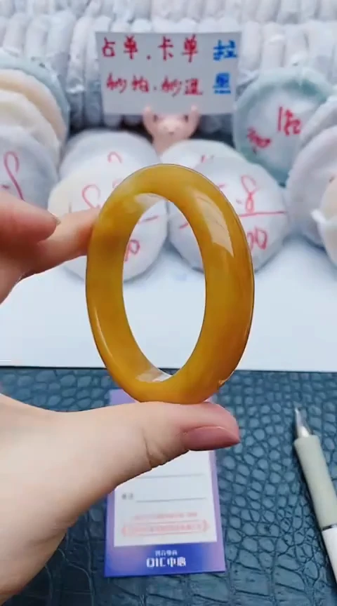 未镶嵌手镯石英质玉w142+57-58