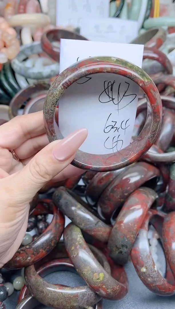 未镶嵌手镯石英质玉543