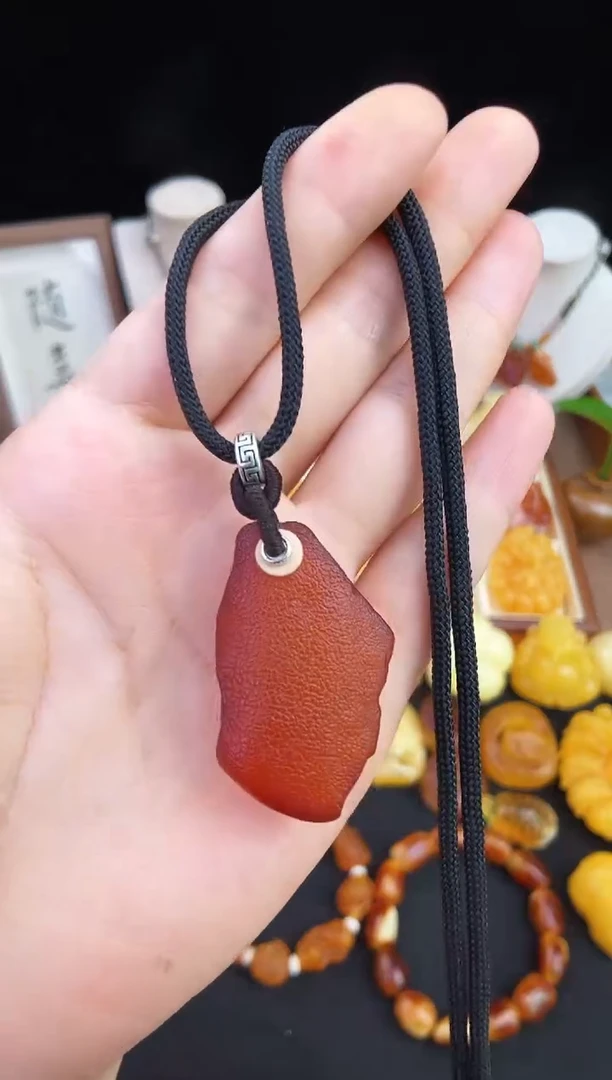 琥珀未镶嵌珠宝奇石柒月