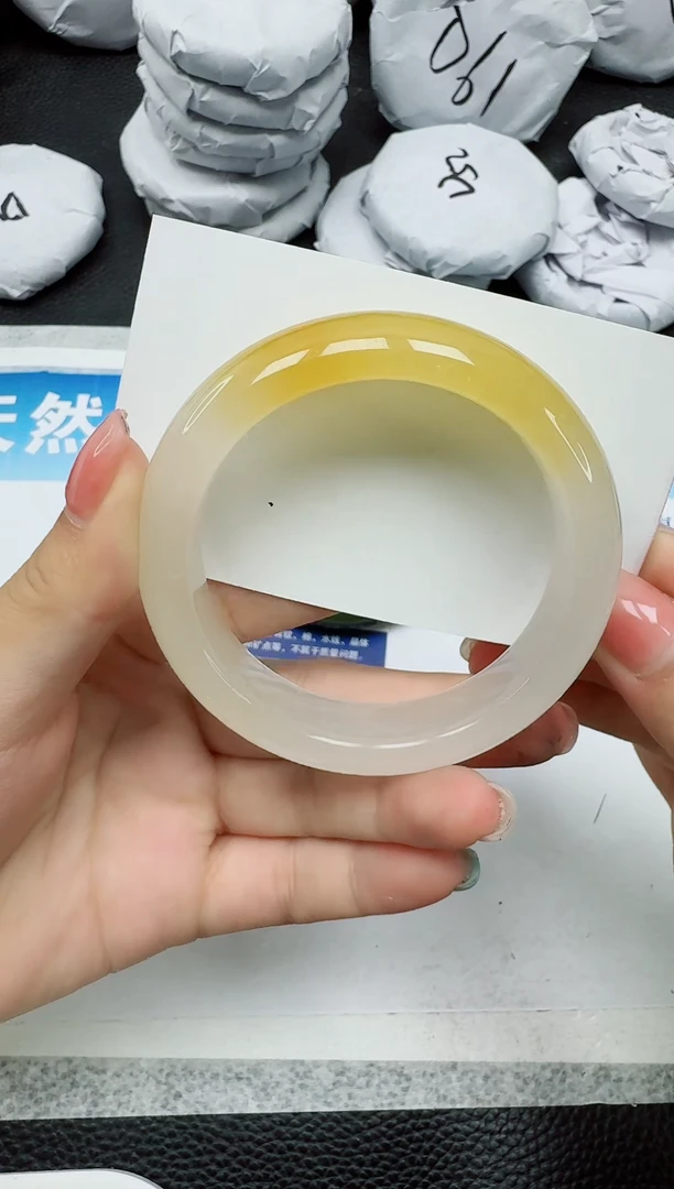 石英质玉手镯未镶嵌502