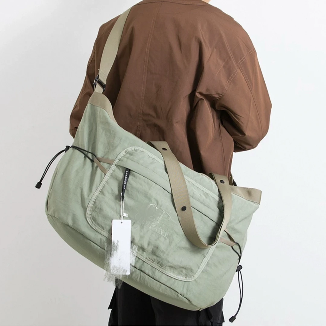 潮牌大容量手提包cp刺绣字母个性旅行包男女健身运动出差行李包