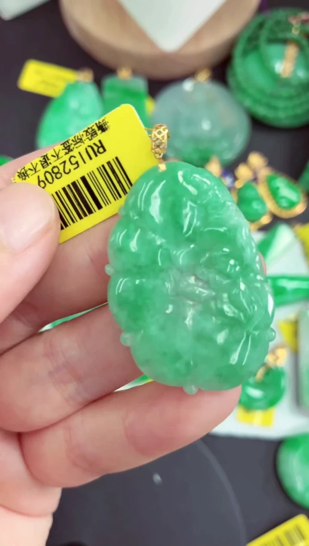 吊坠(不含链)18K金镶嵌翡翠挂件