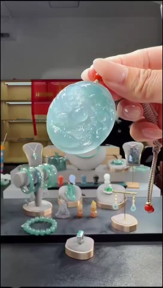 吊坠(不含链)未镶嵌翡翠乾坤鱼