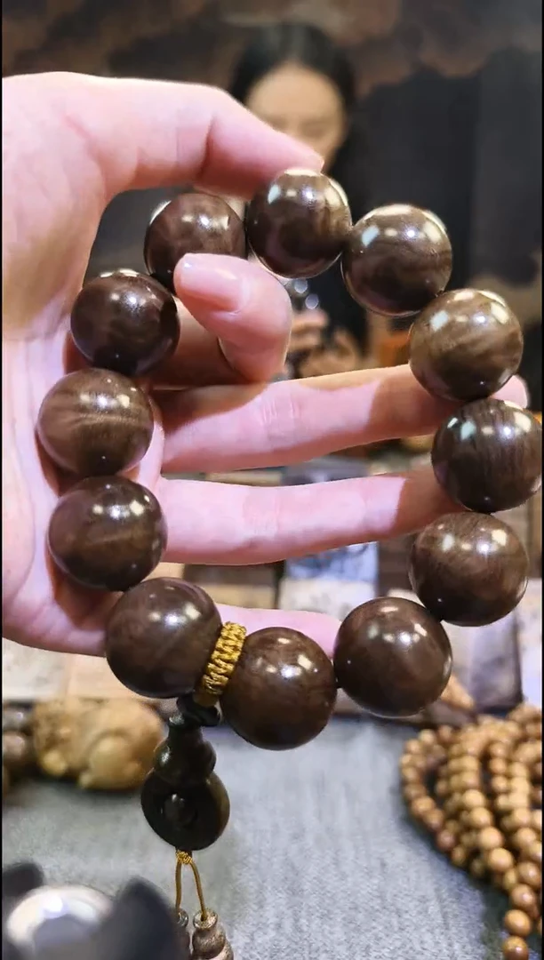 金丝      楠2.0阴沉绿龙胆单圈