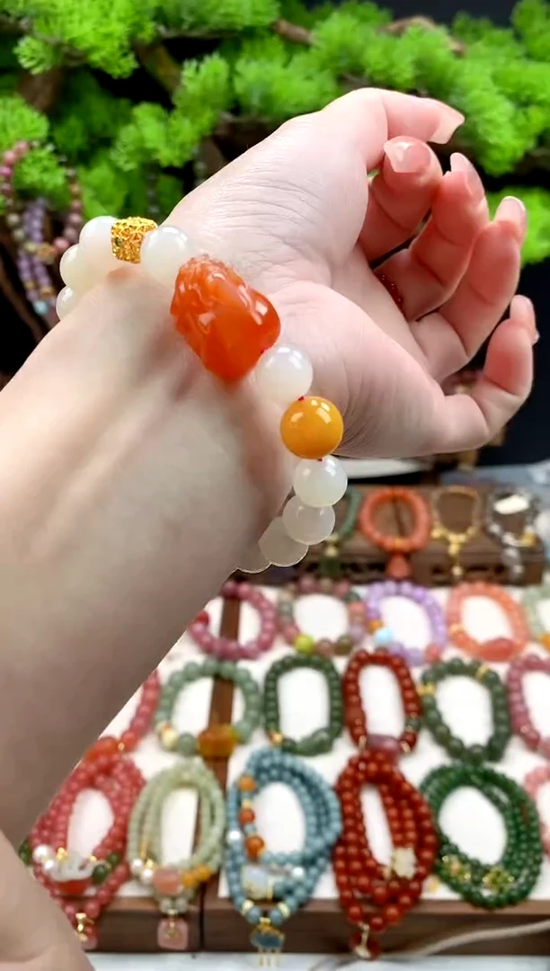 【闪购商品】和田玉手饰18K金镶嵌貔貅