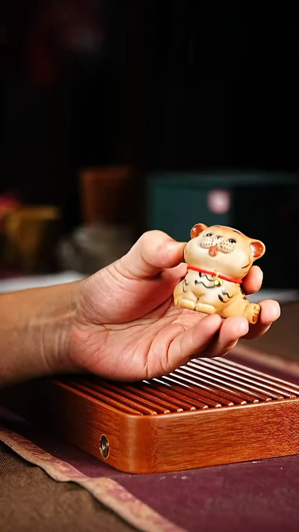 紫砂周边老虎茶宠