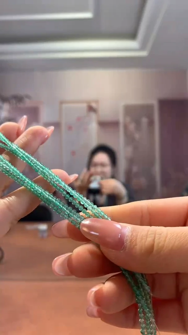 【闪购商品】石英质玉珠串未镶嵌珠串一条