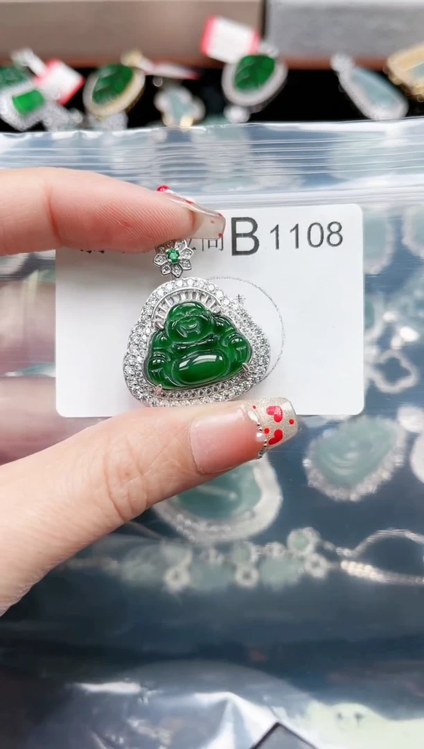 【闪购商品】翡翠颈饰未镶嵌1108赠皮绳