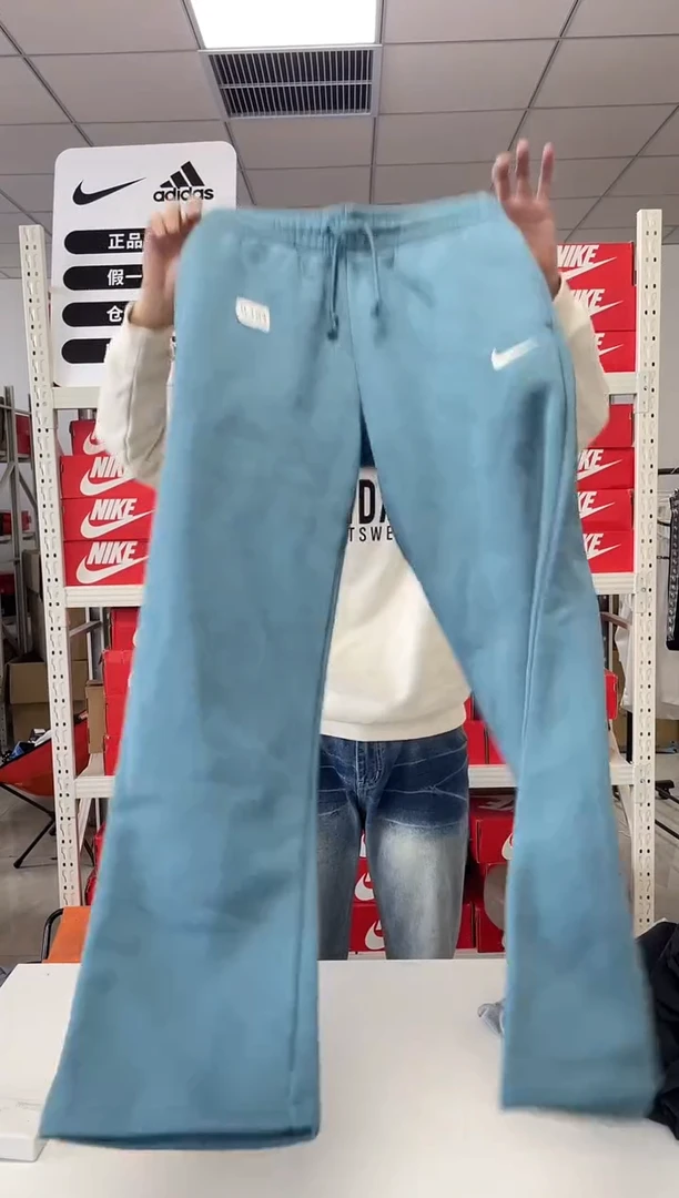 编168码闪购尺160码  Nike/耐克卫衣卫裤以直播间过款为主