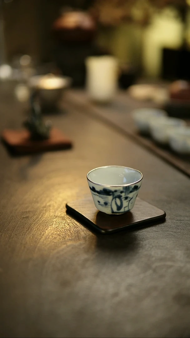 阿眠         包银口老青花杯