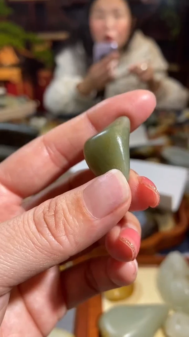 【闪购商品】和田玉挂件未镶嵌和田玉吊坠挂件精美