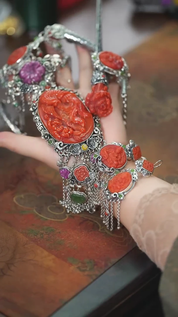 【闪购商品】南红玛瑙套装银S925镶嵌项圈+发簪+耳环