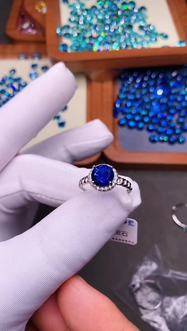 蓝宝石戒指银S925镶嵌······
