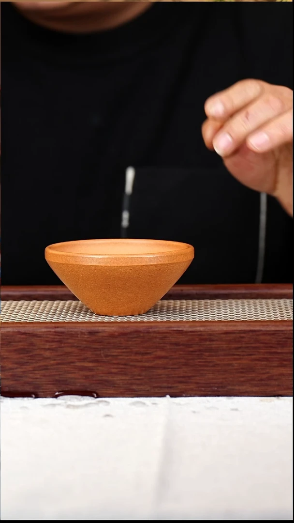 茶杯紫砂老宕口黄金段斗笠杯130CC-0035
