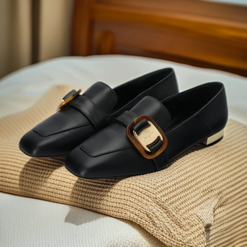 FERRAGAMO/菲拉格慕女士真皮百搭皮鞋，时尚舒适之选经典舒适百搭