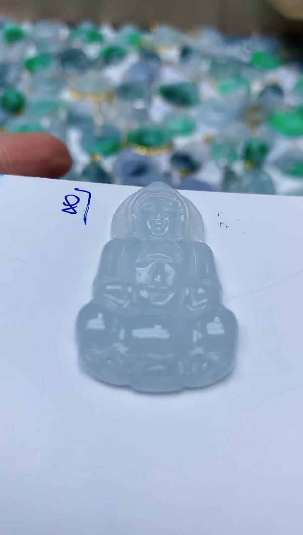 【闪购商品】翡翠颈饰未镶嵌天然翡翠A货