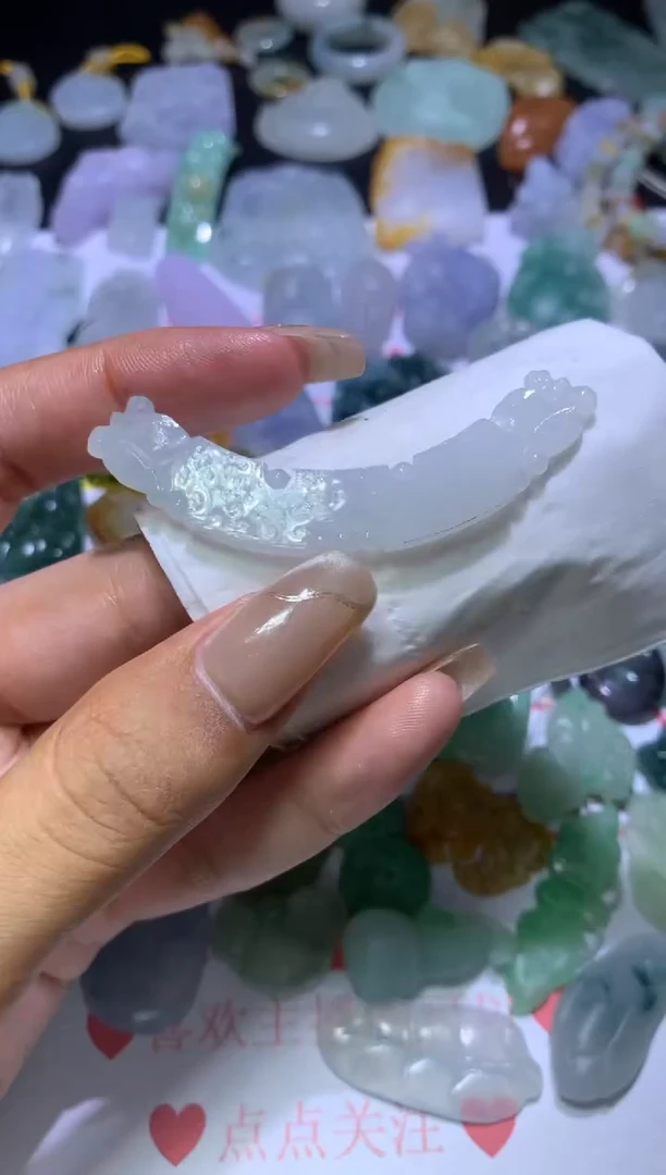 【闪购商品】定制翡翠未镶嵌MJX040075