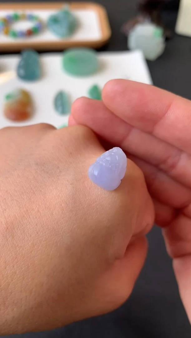 未镶嵌定制翡翠翡翠