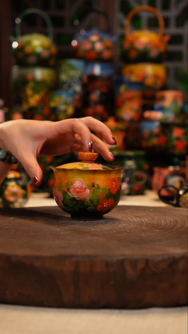 紫砂油画釉下彩手绘