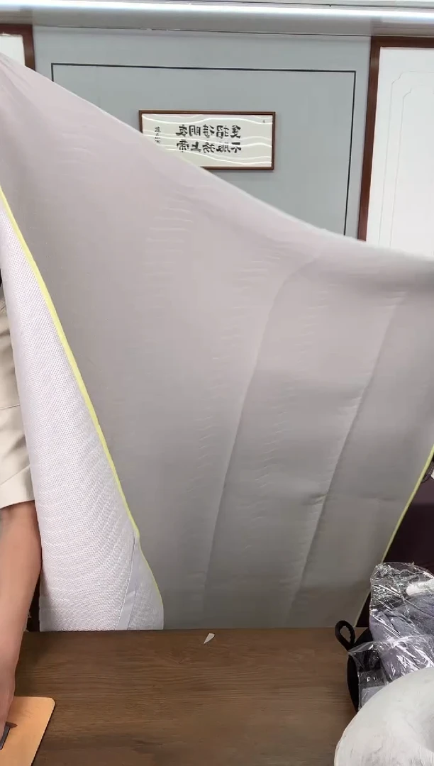 锦纶180*200灰色绑带款锦氨凉垫（抽丝油印印染之类的问题）