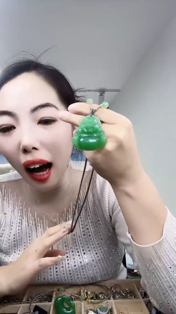 【闪购商品】东陵石颈饰未镶嵌大佛公