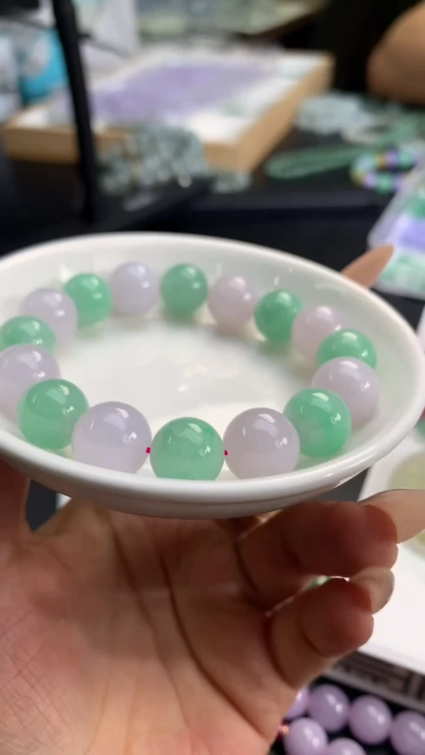 定制翡翠未镶嵌七*翡翠