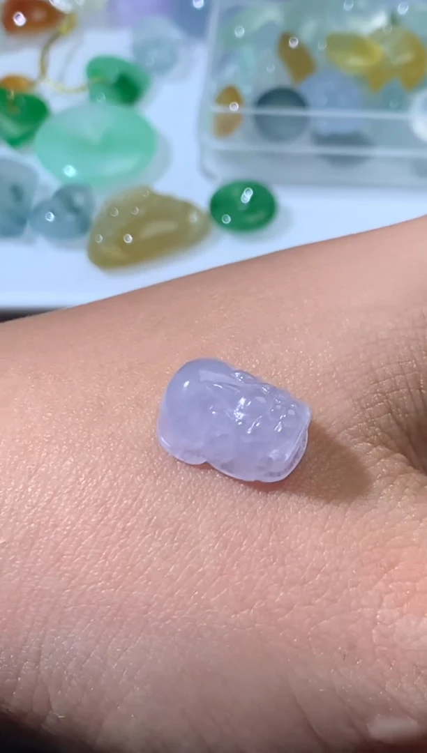 未镶嵌定制翡翠毛货