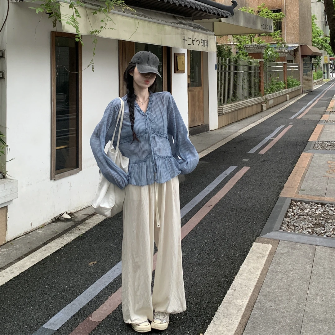 早秋2025新款高级木耳边格子长袖衬衫大码胖MM别致遮肚衬衣上衣女