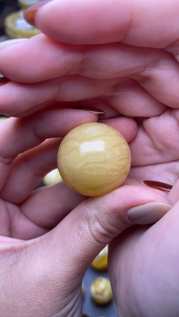 【闪购商品】琥珀裸石未镶嵌大小姐珠宝严选108