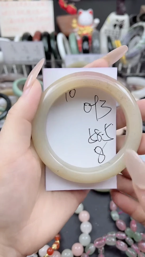 未镶嵌手镯石英质玉093