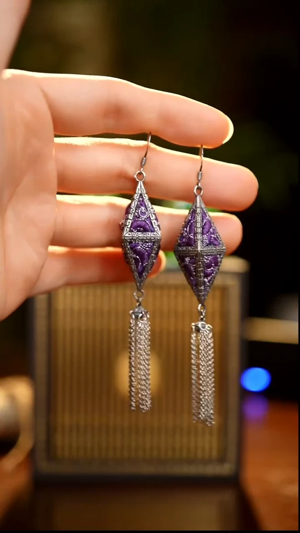 织绣私人定制苗族手工Q107